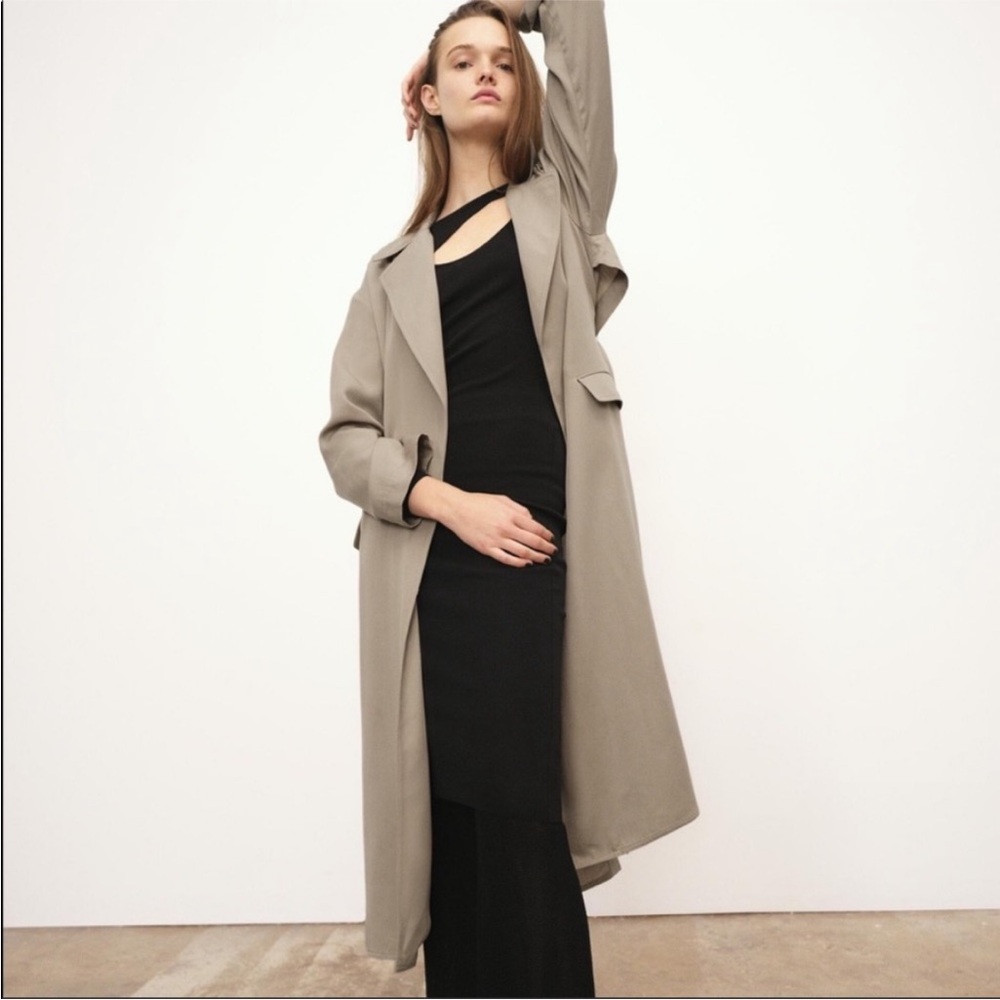 Zara Women M Beige Pockets Lightweight Open Front Long Flowy Trench Coat